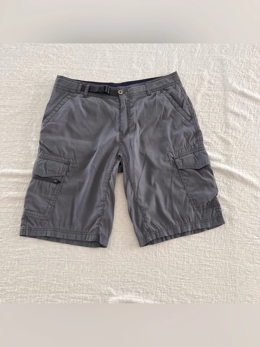 BC Clothing Expedition Men's Gray Cargo Shorts - Relaxed Fit Belted Zipper Sz 32